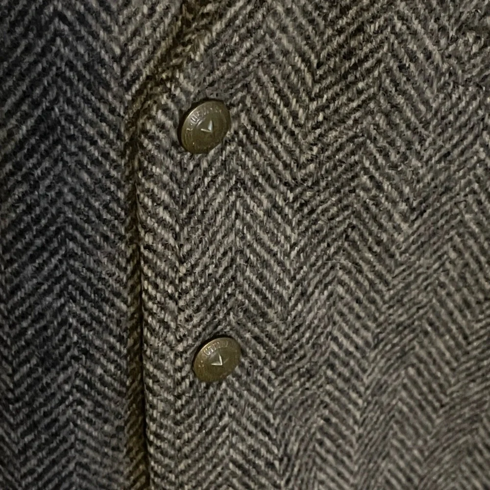 SCHAEFER OUTFITTER Gray Herringbone Vest With Button Closure Size Large - Picture 5 of 7